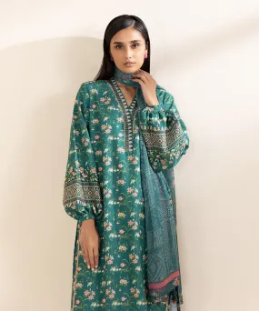 3 Piece - Embroidered Light Khaddar Suit