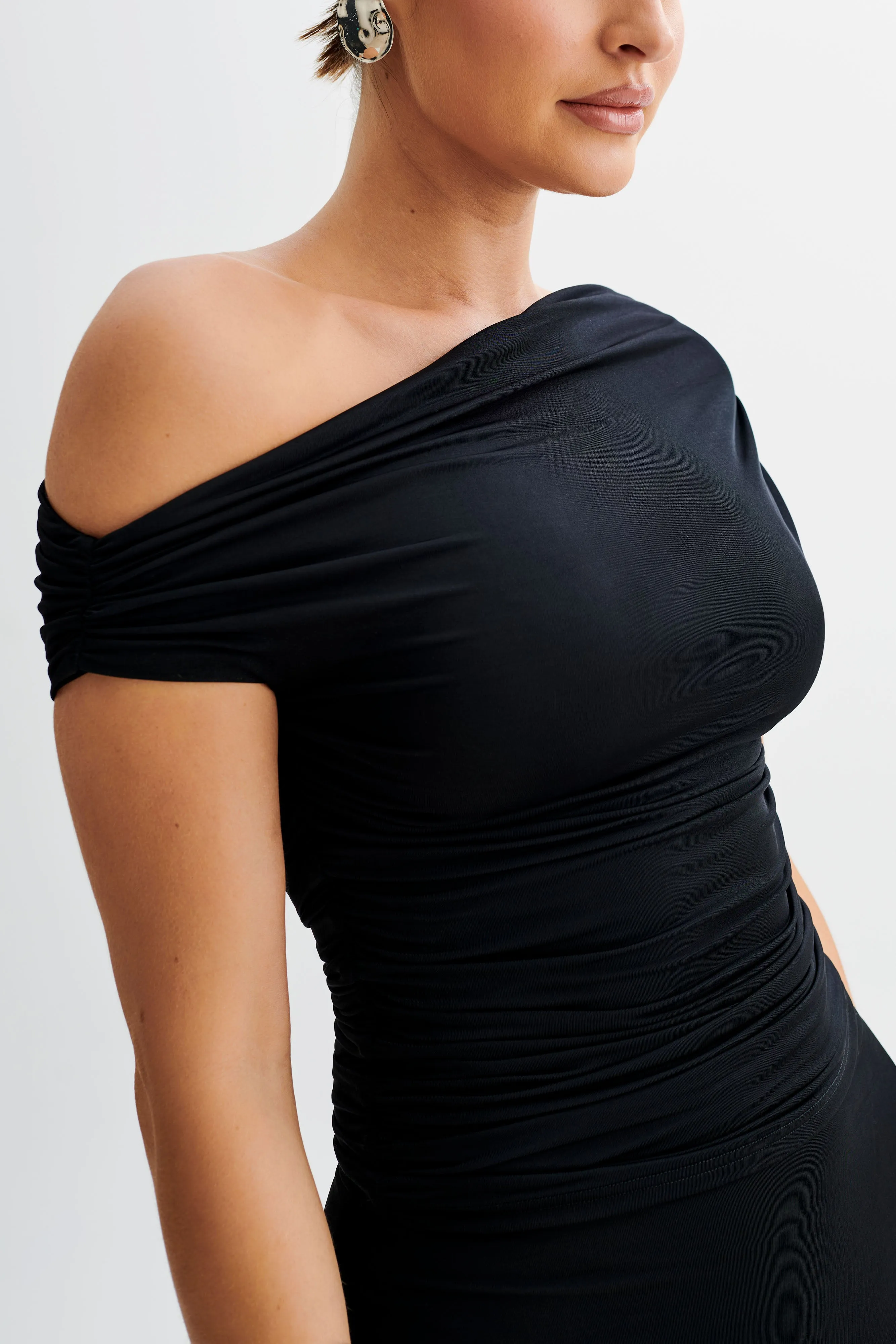 Alayna Slinky Ruched Top - Black