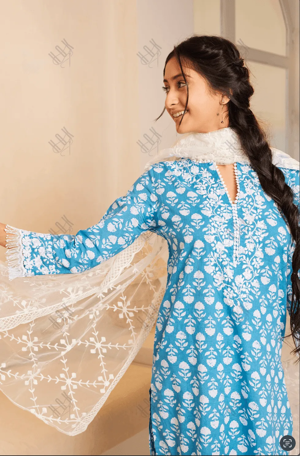 Samma Chikankari Co-ord set in Cotton for Women- Blue