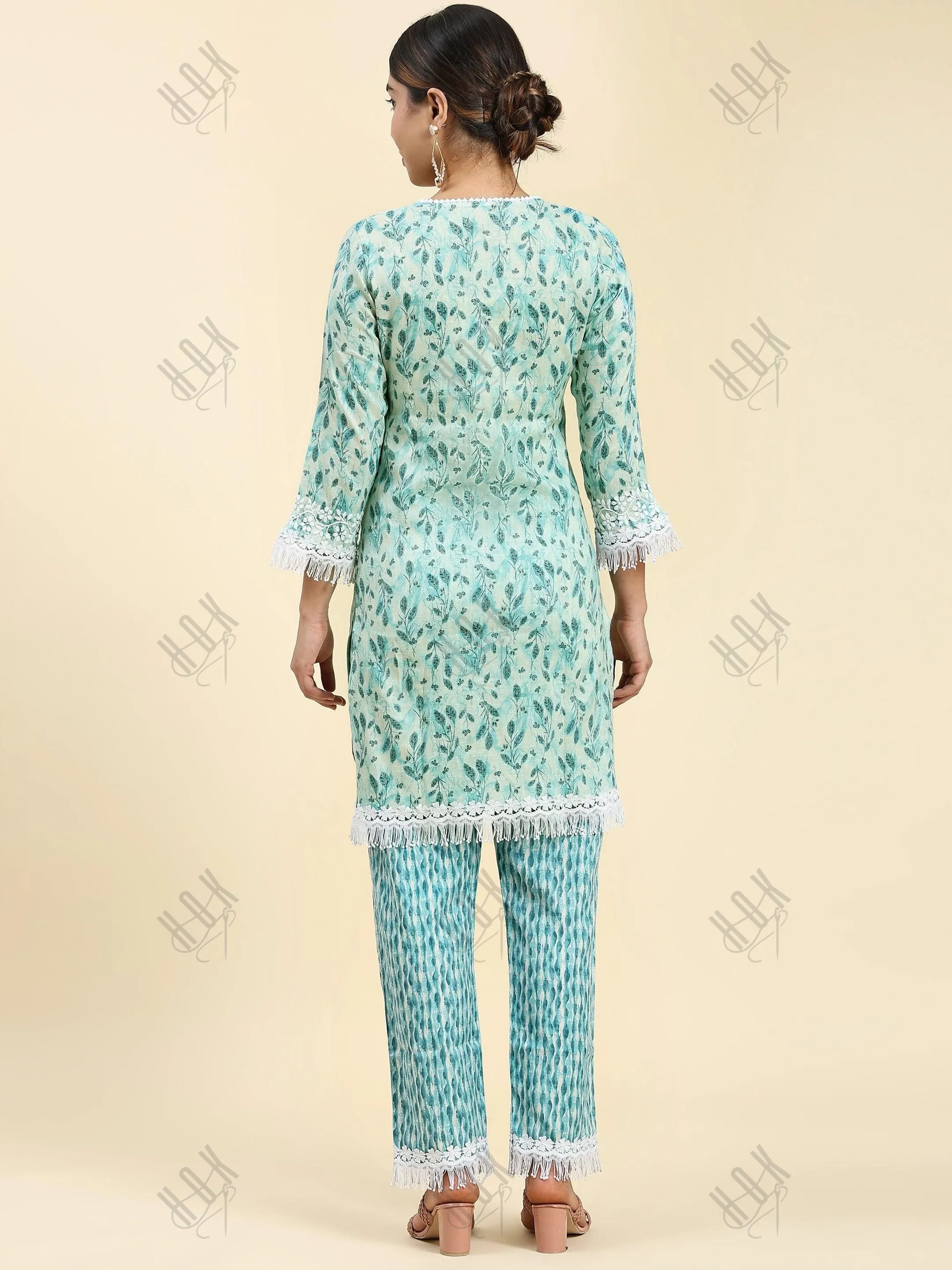 Samma Chikankari Co-ord set in Cotton for Women- Green